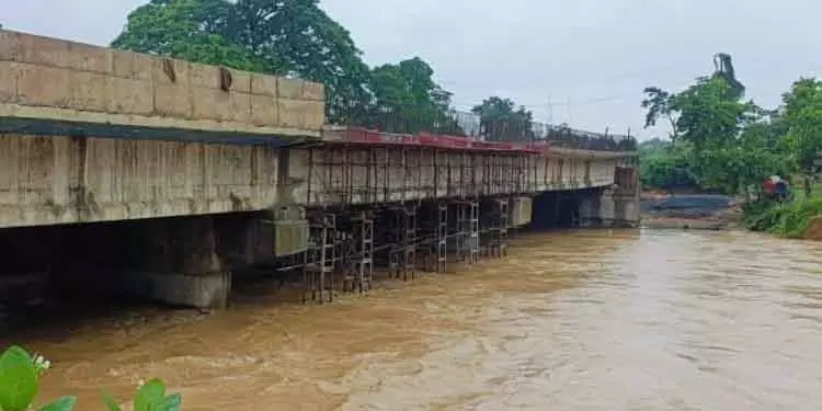 Balasore जलका नदी में उफान से बाढ़ का नया डर Balasore जलका नदी में उफान से बाढ़ का नया डर
