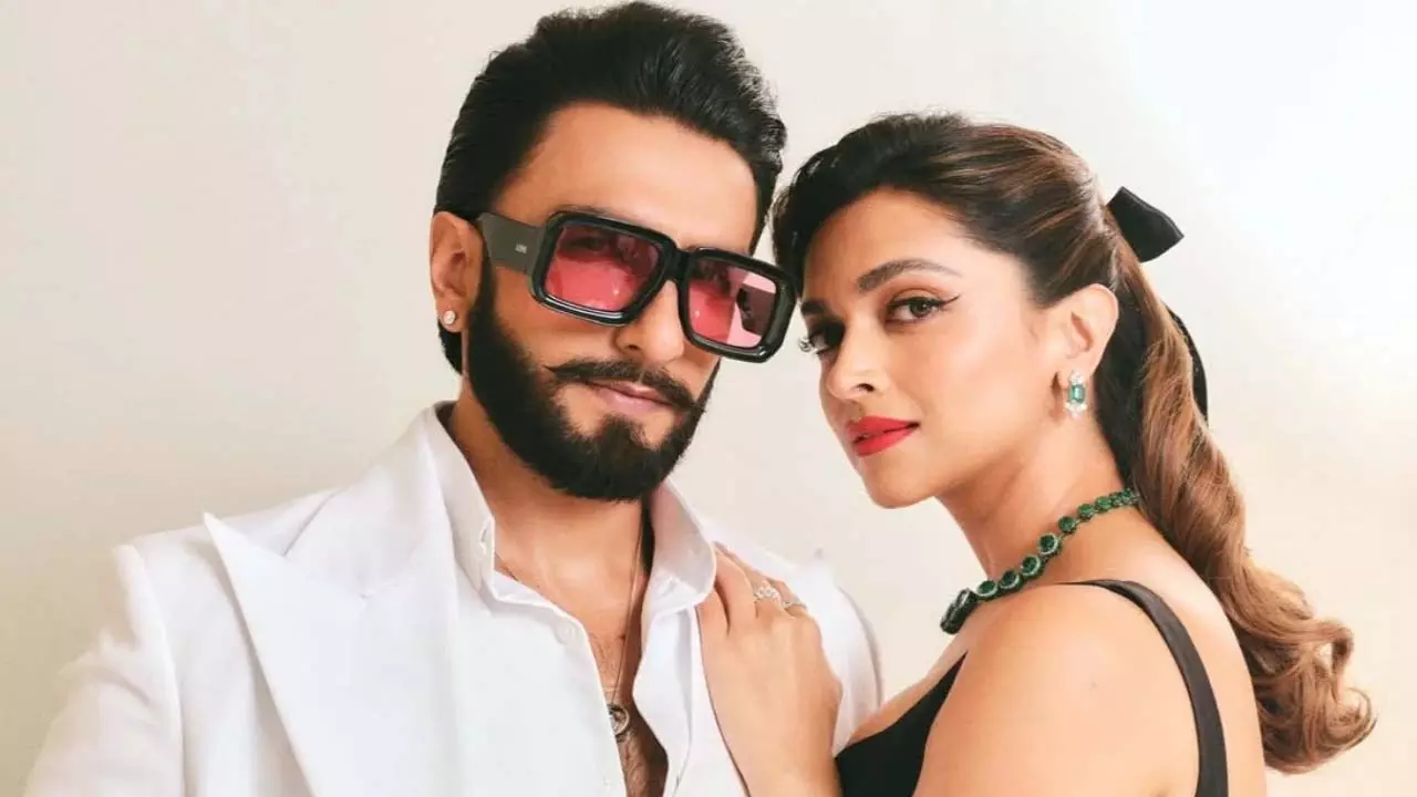 रणवीर सिंह ने दीपिका के लुई वुइटन लुक की तारीफ की: ‘Hot Mamma’ रणवीर सिंह ने दीपिका के लुई वुइटन लुक की तारीफ की: ‘Hot Mamma’