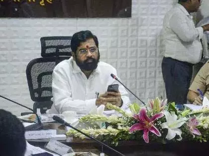 महाराष्ट्र विकास के राजमार्ग पर: डीसीएम Eknath Shinde महाराष्ट्र विकास के राजमार्ग पर: डीसीएम Eknath Shinde
