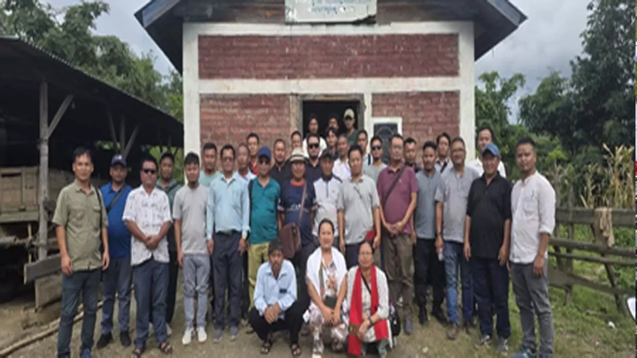 कुकी-जो काउंसिल ने राष्ट्रीय राजमार्ग-2 पर आवाजाही सुगम बनाने का लिया निर्णय कुकी-जो काउंसिल ने राष्ट्रीय राजमार्ग-2 पर आवाजाही सुगम बनाने का लिया निर्णय