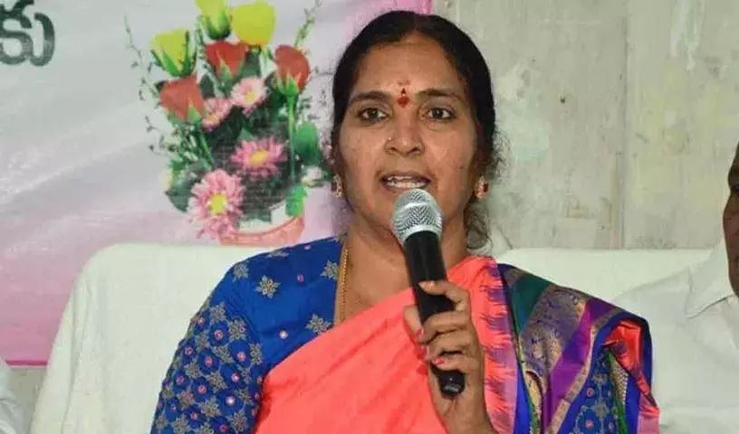 कविता ने अपने लिए गड्ढा खोदा: पूर्व विधायक Padma Devender Reddy कविता ने अपने लिए गड्ढा खोदा: पूर्व विधायक Padma Devender Reddy