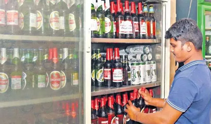 Hyderabad में दो दिनों के लिए शराब की दुकानें बंद Hyderabad में दो दिनों के लिए शराब की दुकानें बंद