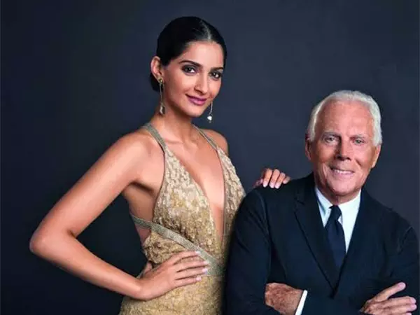 Sonam Kapoor ने जियोर्जियो अरमानी को याद किया, साझा की खास तस्वीर Sonam Kapoor ने जियोर्जियो अरमानी को याद किया, साझा की खास तस्वीर