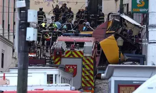 Lisbon: पर्यटक ट्रेन दुर्घटनाग्रस्त, 15 लोगों की मौत, 18 घायल