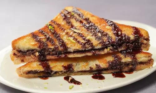 Chocolate Sandwich : बच्चे हों या बड़े, सबकी खुशियां बढ़ा देगी ये डिश