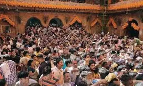 Banke Bihari Temple:  7 सितंबर को बांके बिहारी मंदिर के दर्शन का समय बदला