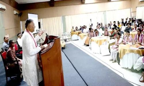 Bhopal: भारतीय शिक्षा व न्याय पद्धति को परमार का सम्मान Bhopal: भारतीय शिक्षा व न्याय पद्धति को परमार का सम्मान