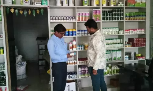 4 कृषि केन्द्रों को कारण बताओ नोटिस जारी