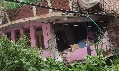 Shimla: हिमाचल में भूस्खलन, बचाव कार्य जारी Shimla: हिमाचल में भूस्खलन, बचाव कार्य जारी