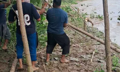 Ludhiana के गांव में बाढ़ का खतरा, बांध की ओर बढ़ रहा पानी