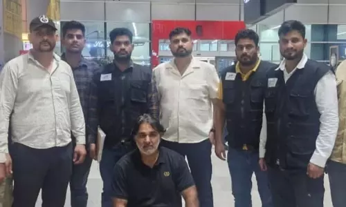Haryana : मोस्ट वांटेड अपराधी बादली को कंबोडिया से प्रत्यर्पित कर गिरफ्तार किया गया Haryana : मोस्ट वांटेड अपराधी बादली को कंबोडिया से प्रत्यर्पित कर गिरफ्तार किया गया