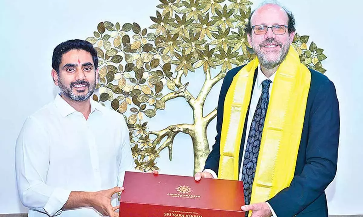 नोबेल पुरस्कार विजेता ने कहा, आंध्र प्रदेश के शिक्षा सुधारों को वैश्विक मान्यता मिली नोबेल पुरस्कार विजेता ने कहा, आंध्र प्रदेश के शिक्षा सुधारों को वैश्विक मान्यता मिली
