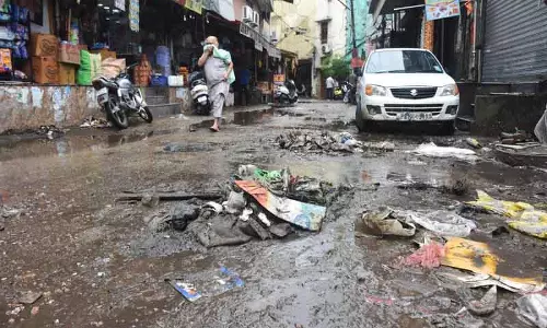Field Ganj के निवासियों को घरों और दुकानों में पानी घुसने से नुकसान का अफसोस
