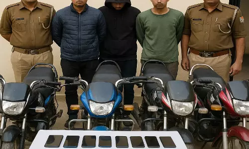 वाहन और मोबाइल चोरी करने वाले गिरोह का पर्दाफाश, 6 बाइक और 8 मोबाइल बरामद