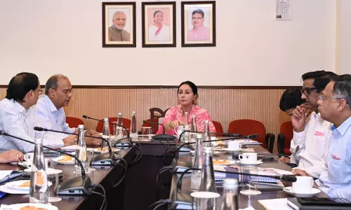 Jaipur: आंगनबाड़ी केंद्रों को आदर्श बनाने के लिए उप मुख्यमंत्री ने दिए निर्देश Jaipur: आंगनबाड़ी केंद्रों को आदर्श बनाने के लिए उप मुख्यमंत्री ने दिए निर्देश