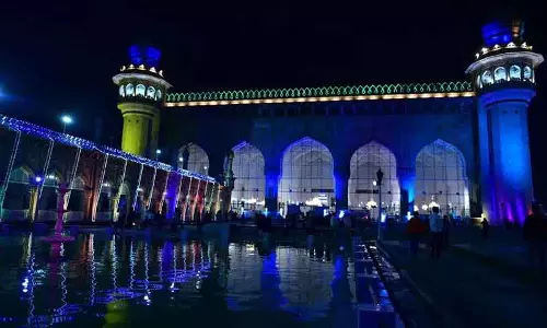 Hyderabad में सामाजिक, धार्मिक कार्यक्रमों के साथ मिलाद-उन-नबी का जश्न