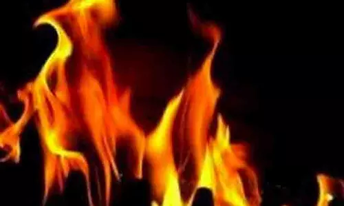 Bengaluru: इमारत में आग लगने से 18 महीने का बच्चा जिंदा जल गया
