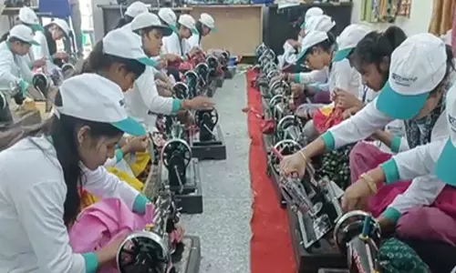 रुद्रप्रयाग में स्वरोजगार प्रशिक्षण से महिलाएं हो रहीं आत्‍मनिर्भर
