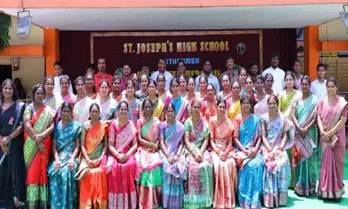 राष्ट्र को जागृत करने वाला ही शिक्षक है: प्रधानाचार्य भाई Rajasekhar Reddy राष्ट्र को जागृत करने वाला ही शिक्षक है: प्रधानाचार्य भाई Rajasekhar Reddy