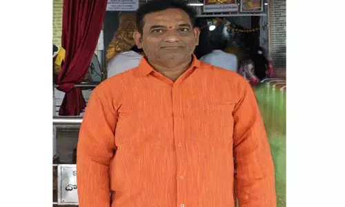 राज्य के सर्वश्रेष्ठ शिक्षकों के रूप में नल्लागोंडा से चार का चयन