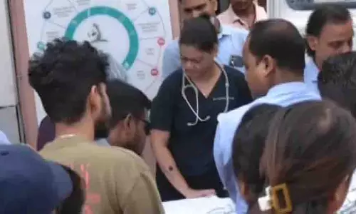Odisha: नामचीन संगीत निर्देशक अभिजीत मजूमदार आईसीयू में भर्ती Odisha: नामचीन संगीत निर्देशक अभिजीत मजूमदार आईसीयू में भर्ती