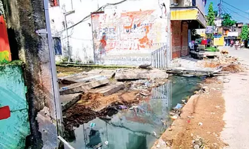 पार्षद की दीदीगीरी ने महिला का कारोबार बंद कराया