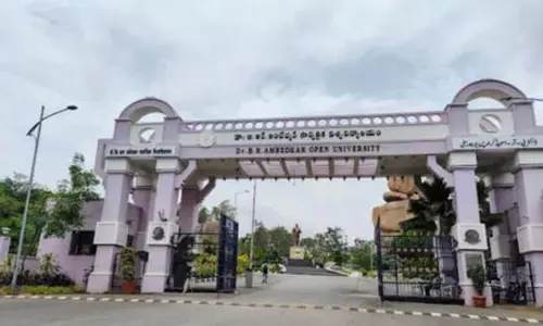 DR B R Ambedkar Open University ने शिवकुमार नमानी को Ph.D डिग्री से सम्मानित किया