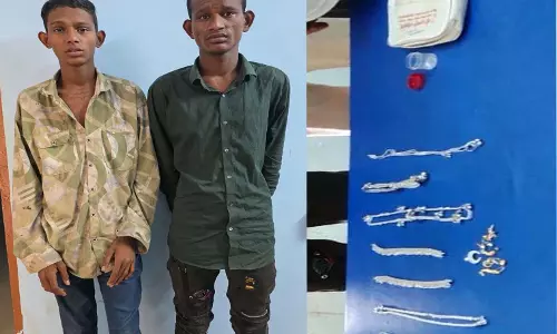 ज्वेलरी शॉप में चोरी करने वाले दो आरोपी गिरफ्तार, ₹1.50 लाख के जेवर जब्त
