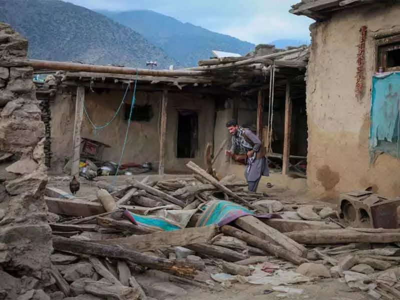 Afghanistan में 5.8 तीव्रता का भूकंप Afghanistan में 5.8 तीव्रता का भूकंप