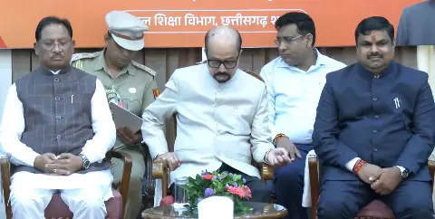 राज्य स्तरीय शिक्षक सम्मान समारोह 2025 में शामिल हुए CM विष्णुदेव साय राज्य स्तरीय शिक्षक सम्मान समारोह 2025 में शामिल हुए CM विष्णुदेव साय