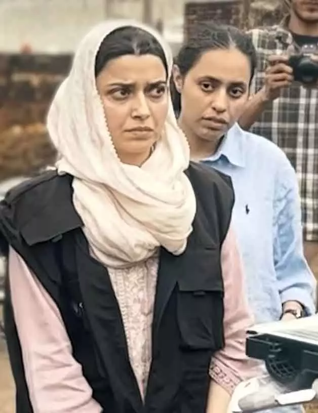 Punjab में बाढ़ राहत कार्य में मदद के लिए आगे आए सेलिब्रिटी Punjab में बाढ़ राहत कार्य में मदद के लिए आगे आए सेलिब्रिटी