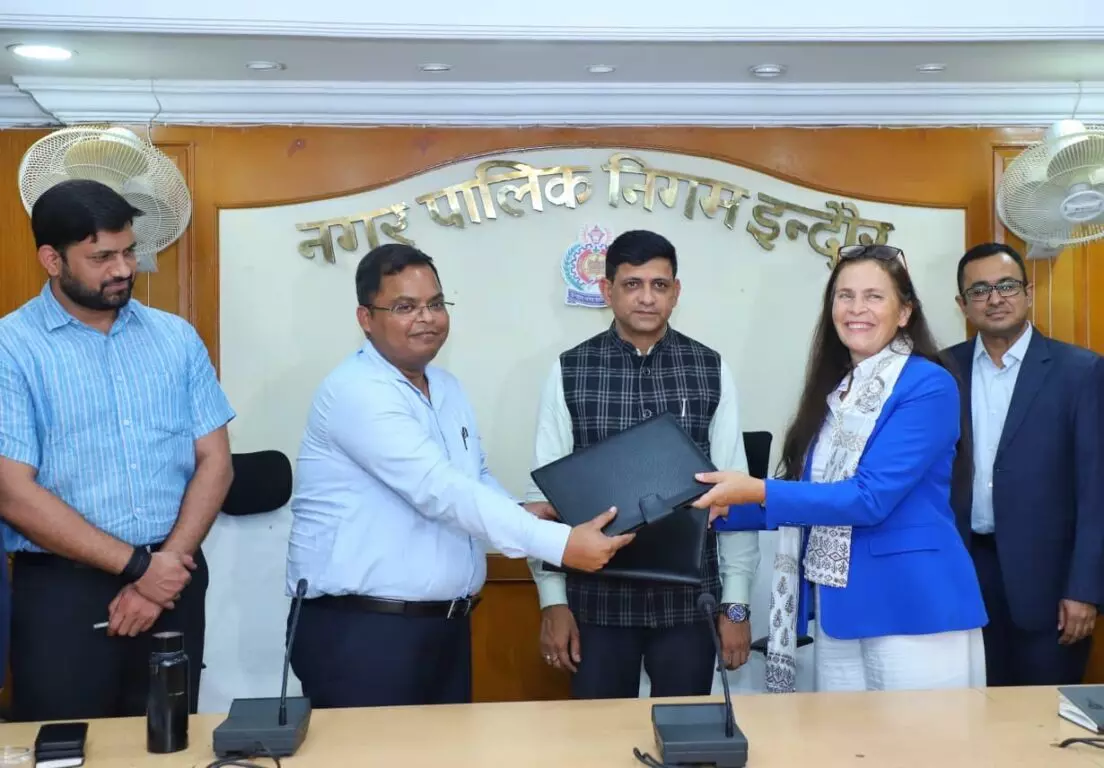 Indore नगर निगम-IFC ने 1700 करोड़ लोन समझौते पर हस्ताक्षर किए Indore नगर निगम-IFC ने 1700 करोड़ लोन समझौते पर हस्ताक्षर किए