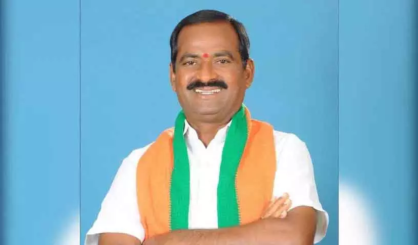 कांग्रेस उम्मीदवार का समर्थन करने पर BJP सिद्दीपेट अध्यक्ष विवाद में कांग्रेस उम्मीदवार का समर्थन करने पर BJP सिद्दीपेट अध्यक्ष विवाद में