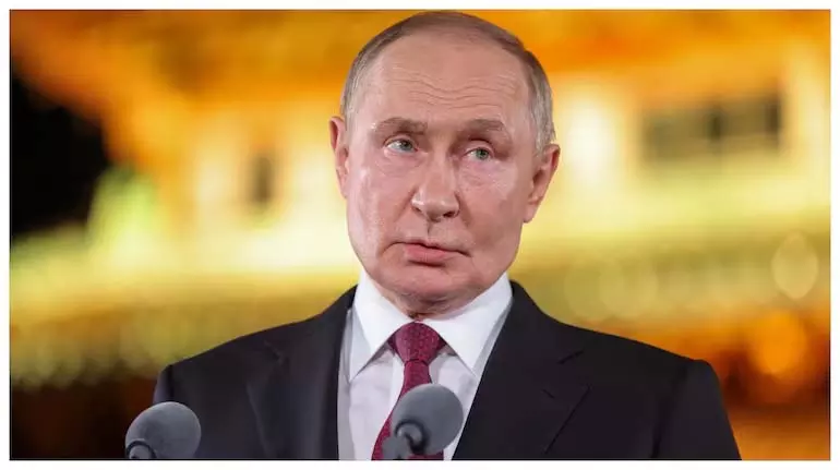 Putin: शांति समझौते से पहले यूक्रेन में विदेशी सैनिक वैध लक्ष्य होंगे Putin: शांति समझौते से पहले यूक्रेन में विदेशी सैनिक वैध लक्ष्य होंगे