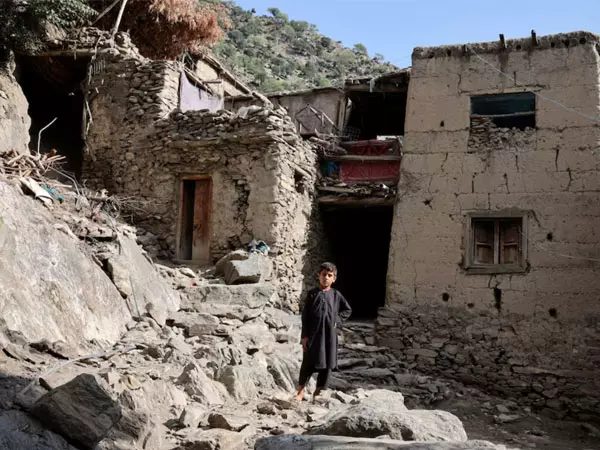 Afghanistan में चार भूकंपों की श्रृंखला से हड़कंप Afghanistan में चार भूकंपों की श्रृंखला से हड़कंप