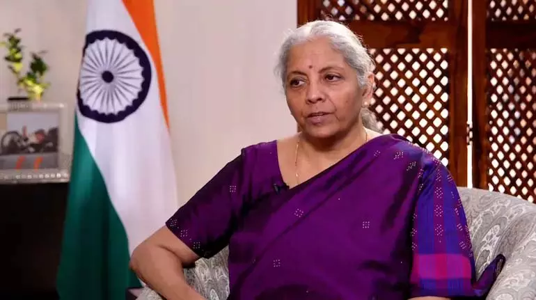 RBI ने अमेरिकी ट्रेजरी होल्डिंग में विविधता लाने और सोना खरीदने का काम शुरू कर दिया: निर्मला सीतारमण RBI ने अमेरिकी ट्रेजरी होल्डिंग में विविधता लाने और सोना खरीदने का काम शुरू कर दिया: निर्मला सीतारमण