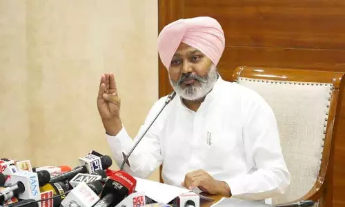 मंत्री Cheema ने केंद्र से कहा, अफगानिस्तान की तरह पंजाब को भी सहायता दी जाए मंत्री Cheema ने केंद्र से कहा, अफगानिस्तान की तरह पंजाब को भी सहायता दी जाए