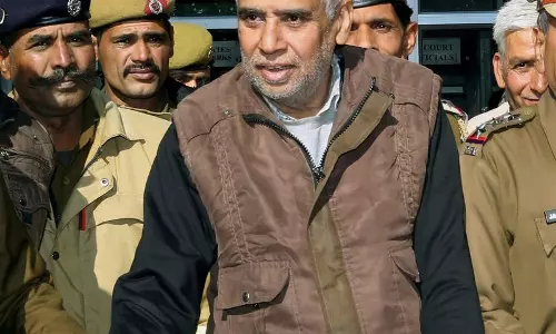 Haryana :  10 साल बाद, हाईकोर्ट ने धर्मगुरु रामपाल की सजा निलंबित की