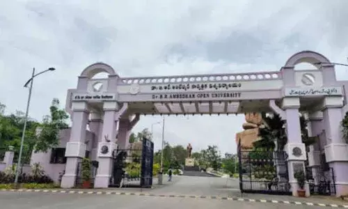 शिवकुमार नामानी को Dr. BR Ambedkar मुक्त विश्वविद्यालय द्वारा पीएचडी से सम्मानित किया गया शिवकुमार नामानी को Dr. BR Ambedkar मुक्त विश्वविद्यालय द्वारा पीएचडी से सम्मानित किया गया