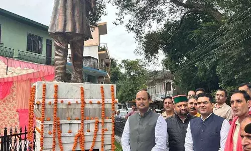 कांग्रेस ने दी श्रद्धांजलि, Jaisinghpur में राजीव गांधी की प्रतिमा का अनावरण