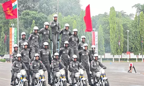 OTA चेन्नई कैडेटों ने बहु-गतिविधि प्रदर्शन में दिखाया कौशल OTA चेन्नई कैडेटों ने बहु-गतिविधि प्रदर्शन में दिखाया कौशल