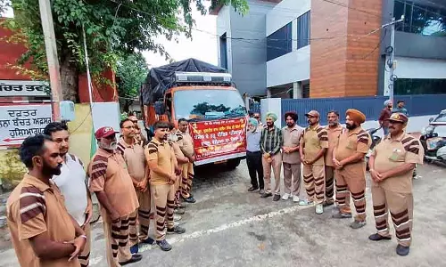 Hoshiarpur के एकीकृत राहत प्रयास, सामुदायिक समूह, संगठन बाढ़ पीड़ितों की सहायता के लिए तैयार