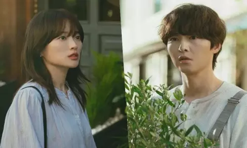 Song Joong Ki ने शादी के बाद माई यूथ में रोमांस की ओर अपनी वापसी के बारे में बताया Song Joong Ki ने शादी के बाद माई यूथ में रोमांस की ओर अपनी वापसी के बारे में बताया