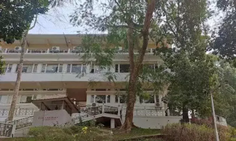 Assam : राजभवन परिसर में सुरक्षा कारणों से दो महीने की निषेधाज्ञा लागू Assam : राजभवन परिसर में सुरक्षा कारणों से दो महीने की निषेधाज्ञा लागू