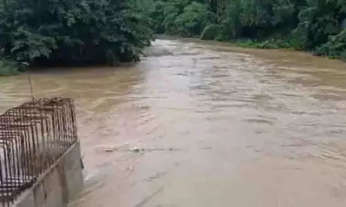 Odisha: बाढ़ की स्थिति सुधरी, जलाका नदी खतरा बनी हुई है