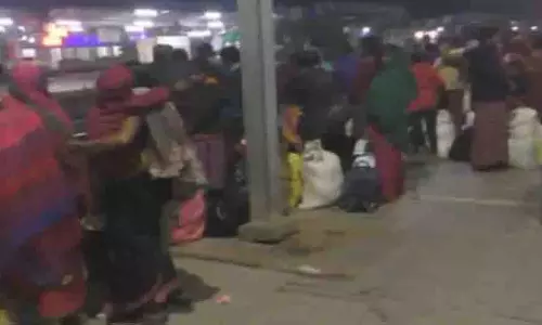 Odisha: श्रमिक तस्करी रोकने के लिए रेलवे स्टेशनों पर निगरानी के आदेश दिए Odisha: श्रमिक तस्करी रोकने के लिए रेलवे स्टेशनों पर निगरानी के आदेश दिए