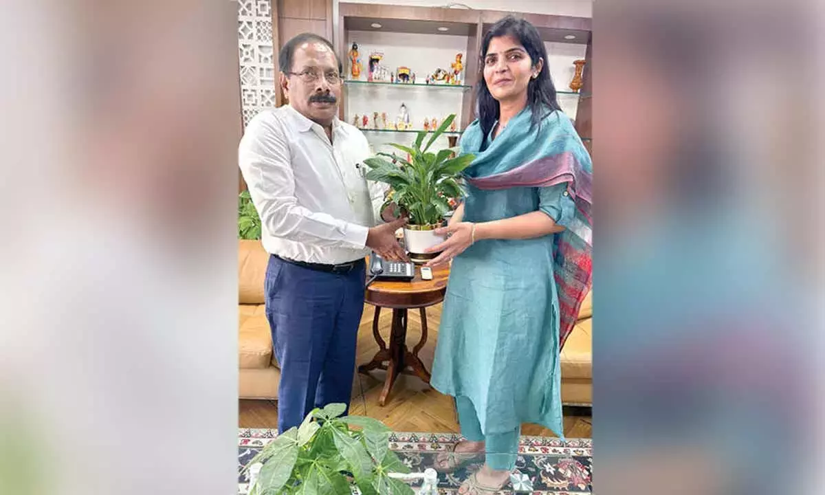 महिला पैनल प्रमुख चाहती हैं कि राज्य के अधिकारी NCW प्रशिक्षण में भाग लें महिला पैनल प्रमुख चाहती हैं कि राज्य के अधिकारी NCW प्रशिक्षण में भाग लें
