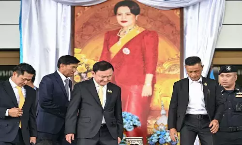 संसद में नए प्रधानमंत्री के चुनाव की तैयारी के बीच Thaksin Shinawatra थाईलैंड से रवाना