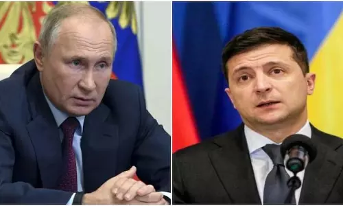 Zelenskyy ने पुतिन के मास्को निमंत्रण को अस्वीकार किया, इसे वार्ता में देरी करने की रणनीति