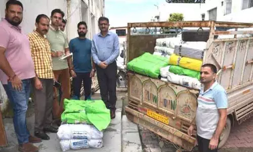 SMVDSB ने लगातार दूसरे दिन राहत सामग्री प्रदान की